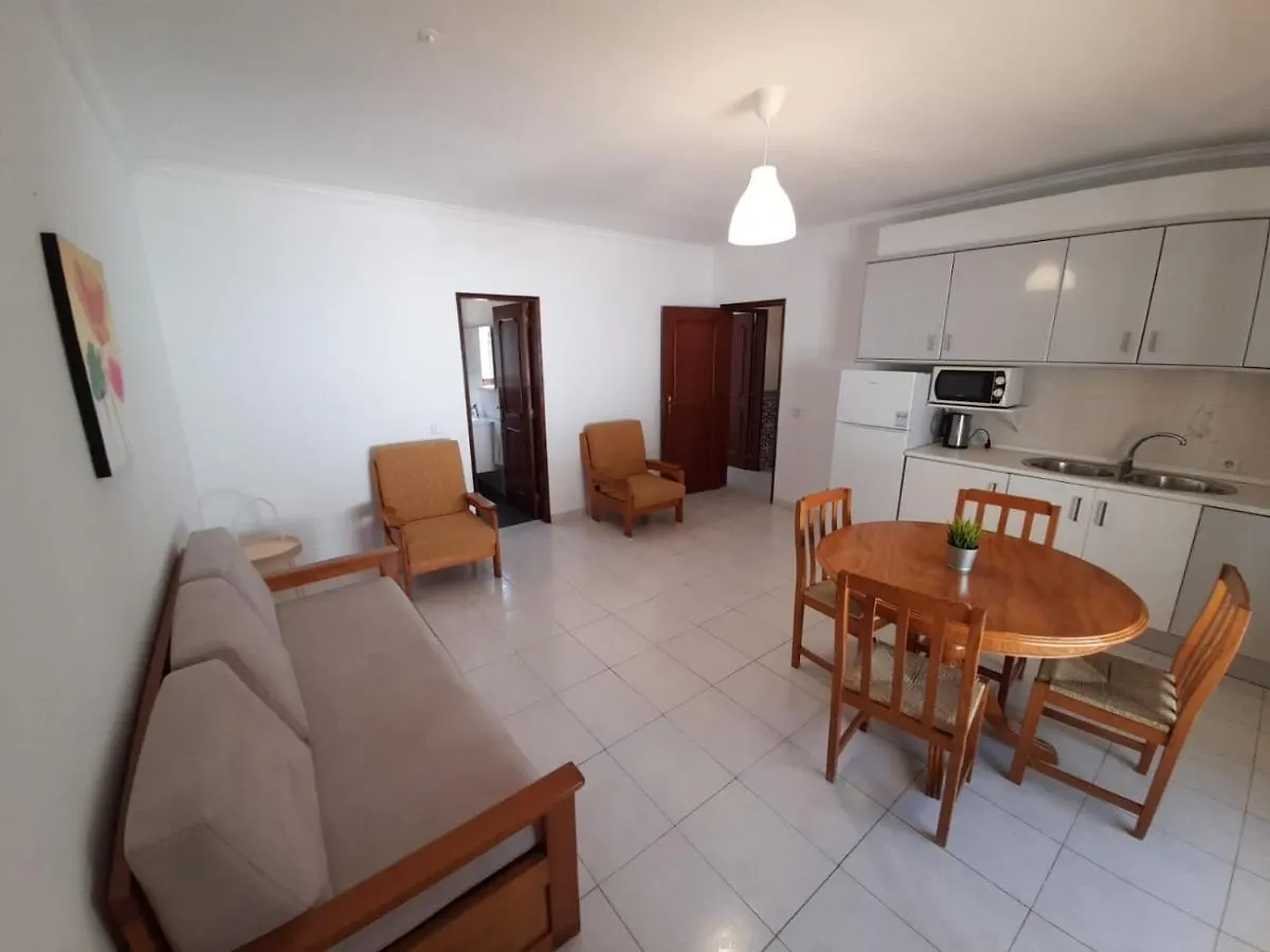 Apartamento casa teles Quarteira 0*,  Portugal